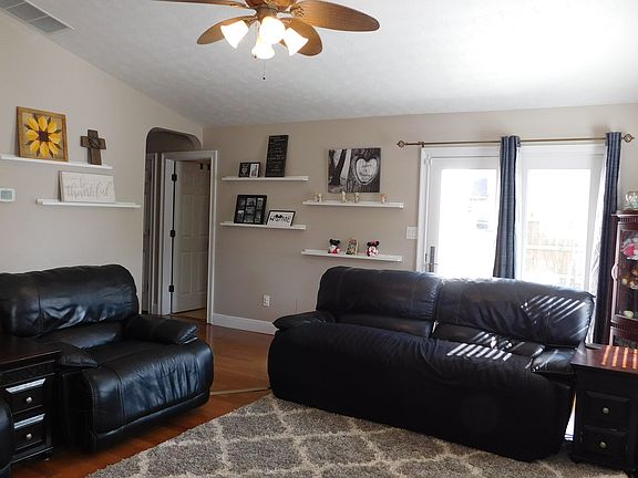 5th image of 4329 Cowslip Ct