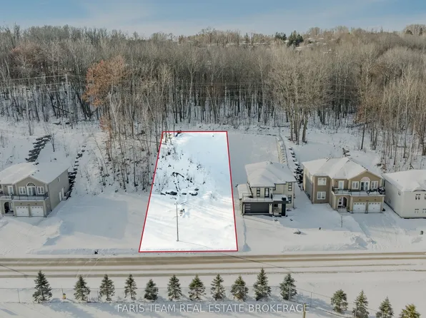 722 Aberdeen Blvd, Midland, ON L4R 5P1