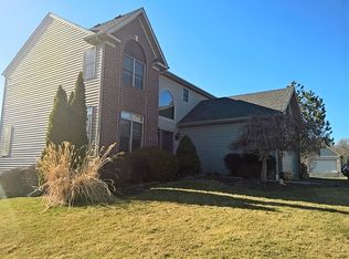 10909 Quail Xing, Richmond, IL 60071