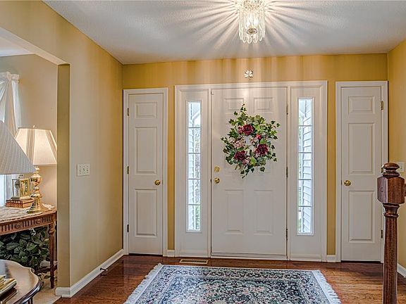4th image of 17905 Princeton Cir