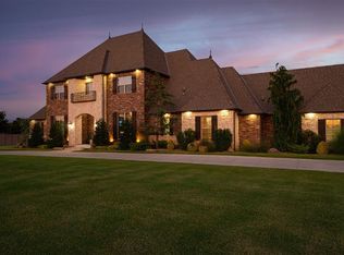 10800 Secretariat Dr, Mustang, OK 73064