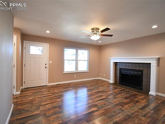 3rd image of 4518 Lancaster Dr
