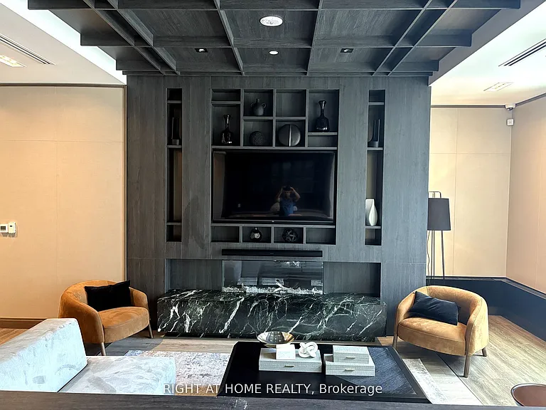 2501 Saw Whet Blvd S #648 — Photo 35