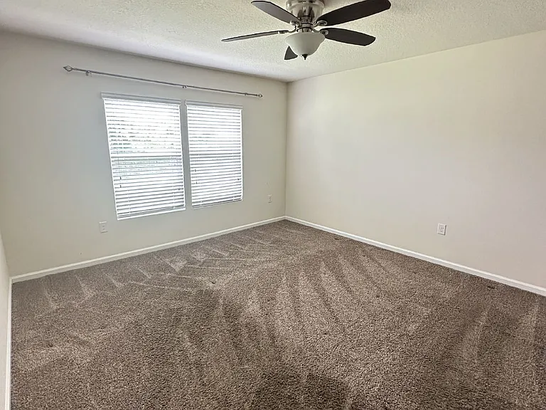 6761 Sandle Dr — Photo 3