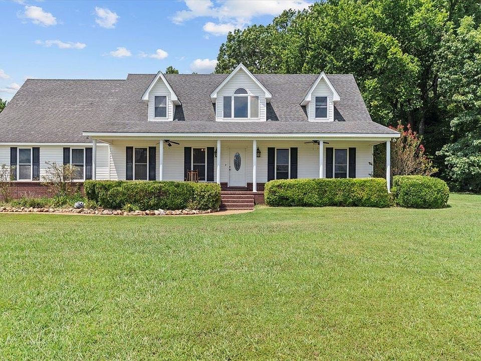 1st image of 455 McLillie Ln