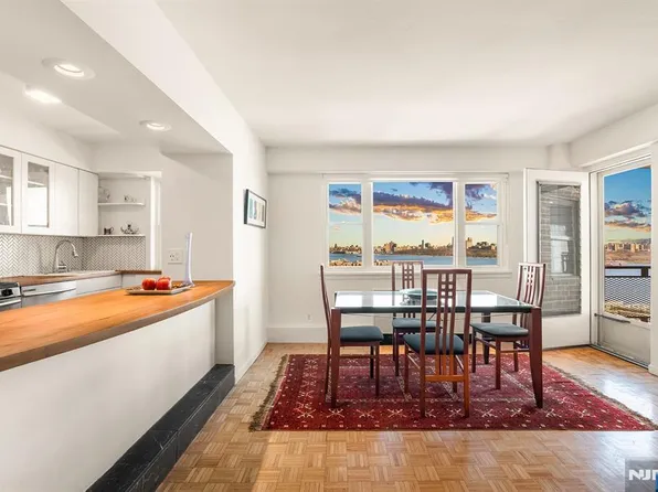 8800 Boulevard East APT 5E, North Bergen, NJ 07047