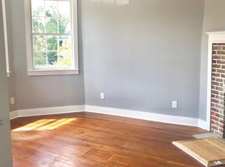 66 America St APT B, Charleston, SC 29403
