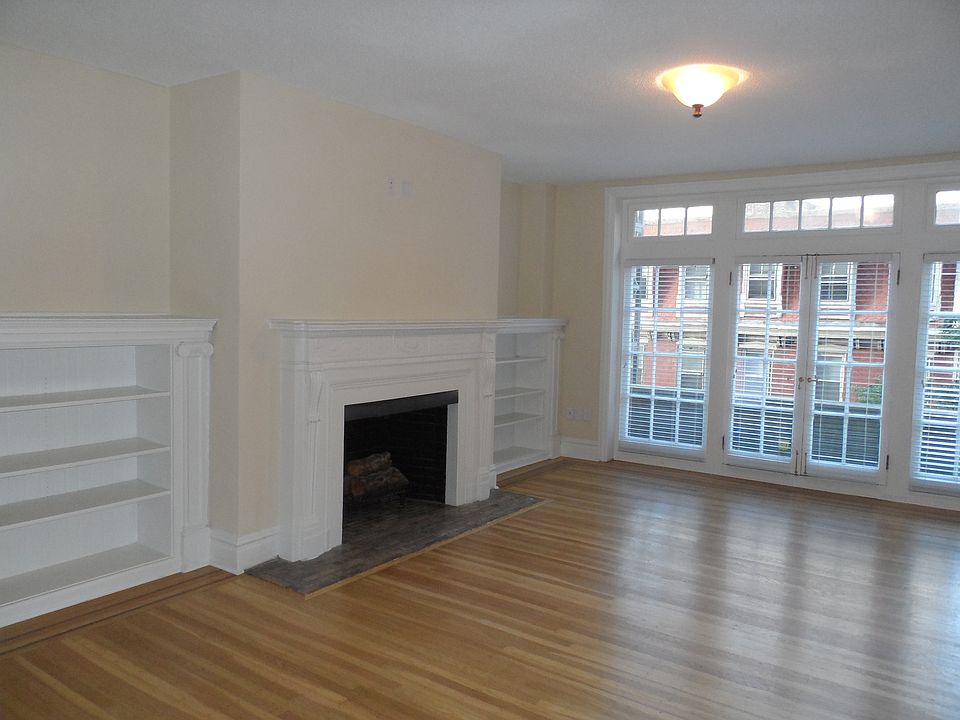 1st image of 1520 Spruce St APT 401