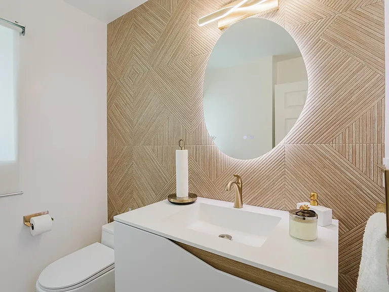 10619 Mather Ave — Photo 55