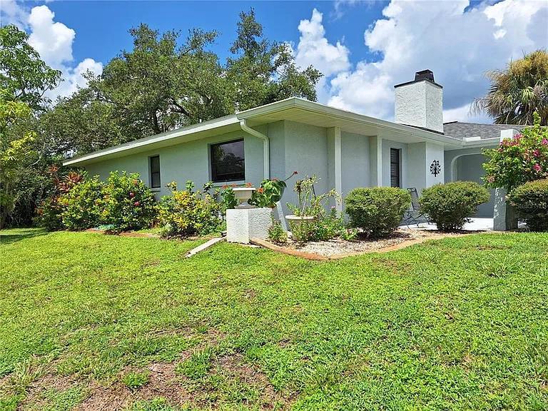 2223 Tinker St — Photo 21