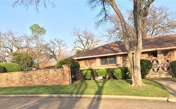 3rd image of 939 Glen Stone Ln