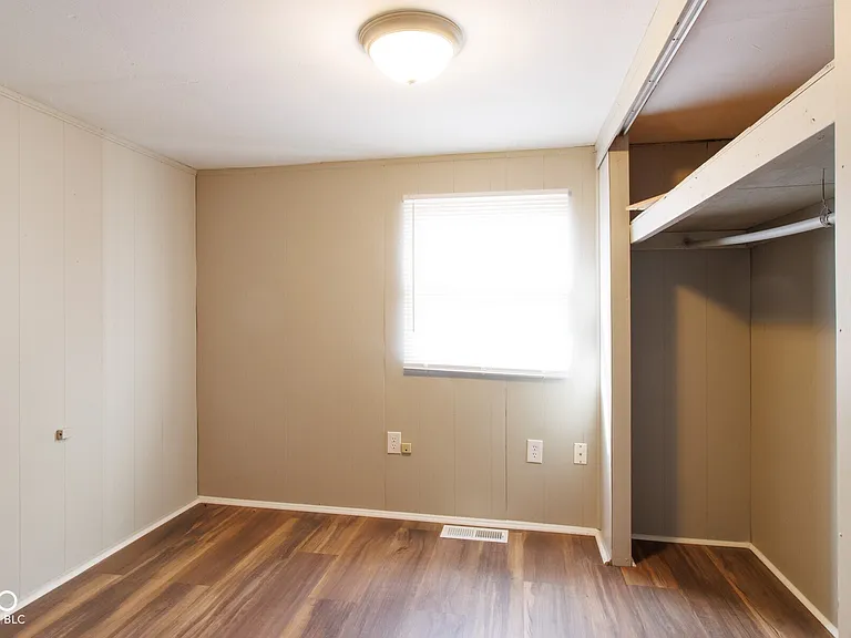 2622 Delaware St — Photo 10