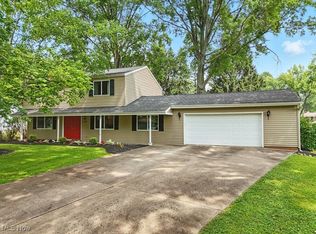 475 Blue Jay Trl, Macedonia, OH 44056