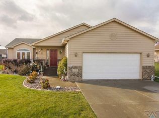 1805 S Purdue Ave, Sioux Falls, SD 57106