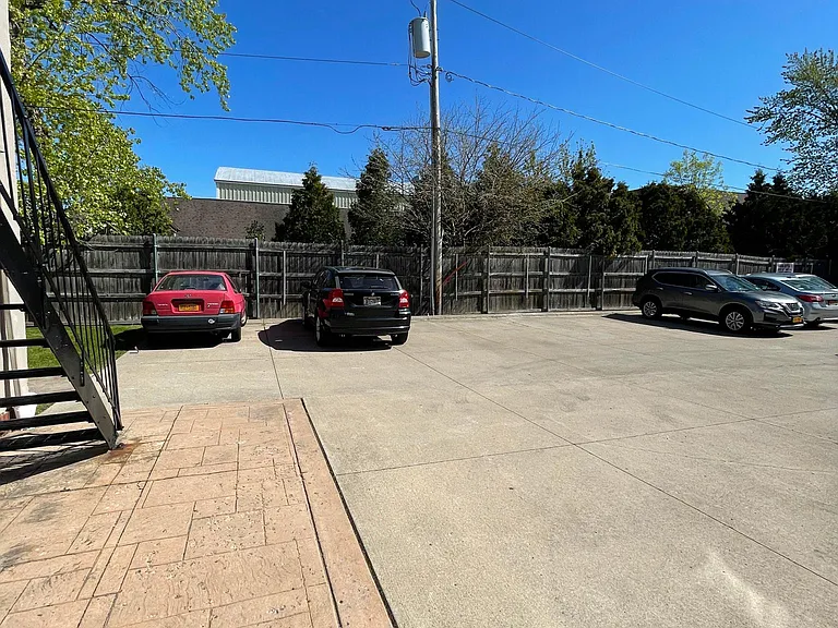 940 Amherst St #12 — Photo 31