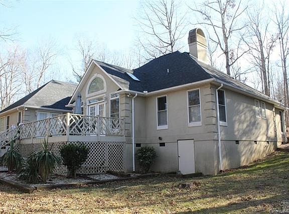 5th image of 222 Westwood Dr