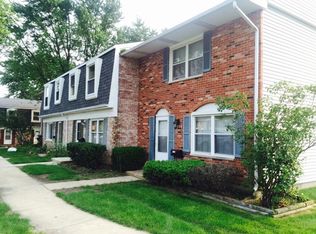 1518 McKool Ave, Streamwood, IL 60107