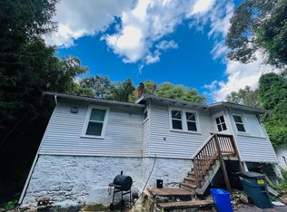 8703 Burdette Rd, Bethesda, MD 20817