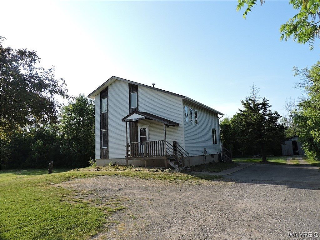 1215 Saunders Settlement Rd, Niagara Falls, NY 14305 Zillow