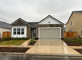 1310 Springtime Ave, Clovis, CA 93619