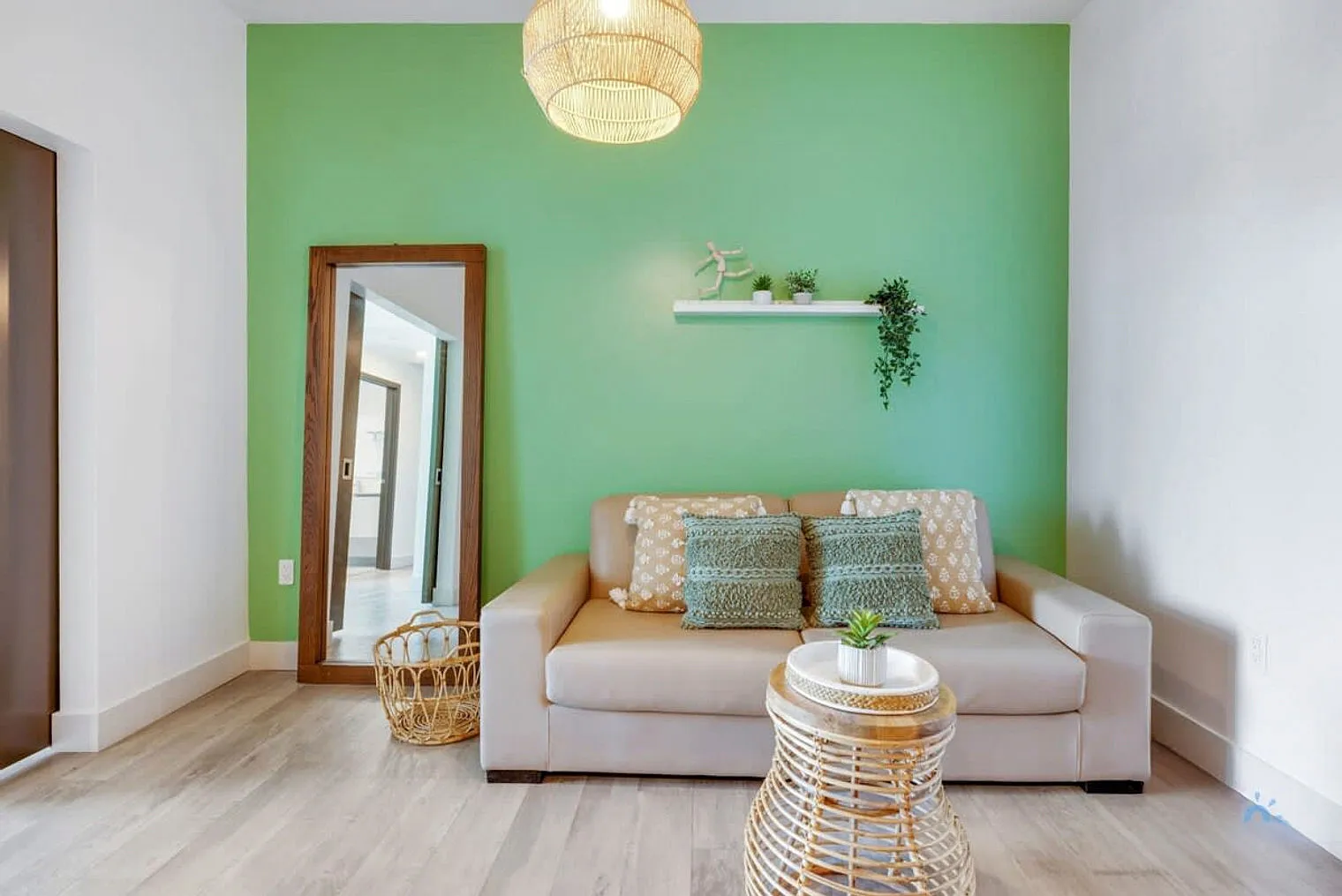 1 bed, 1.0 bath, 699 sqft, $3,795 — Photo 3