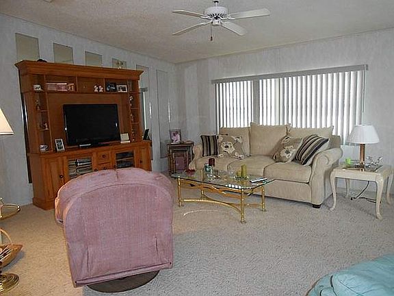 5th image of 123 Buccaneer Dr