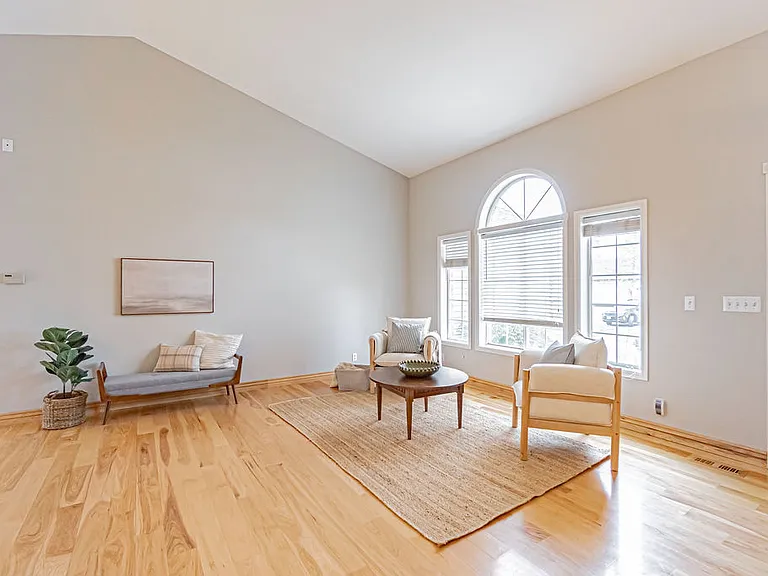 3915 Woodhaven Ln — Photo 44