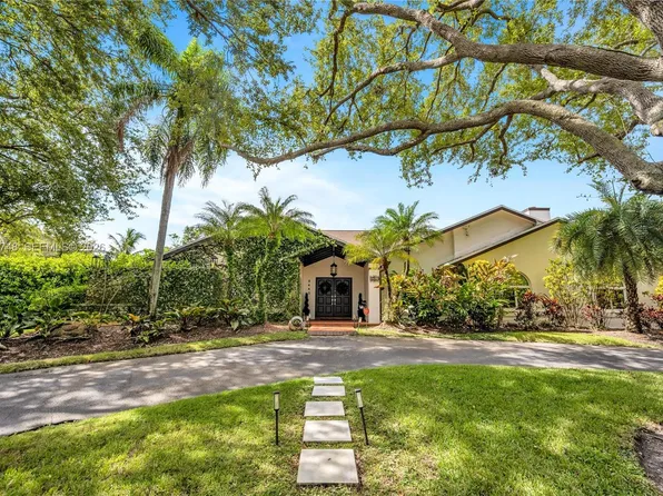 8440 SW 182nd Ter, Palmetto Bay, FL 33157