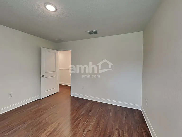 6182 Little Bluff Cir — Photo 24
