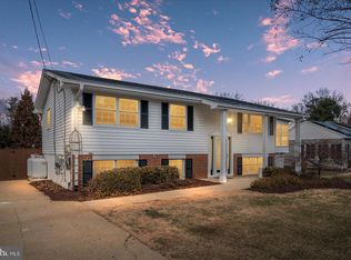 100 Carroll Dr, Annapolis, MD 21403