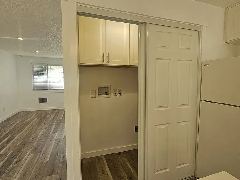 13936 SE Powell Blvd — Photo 8