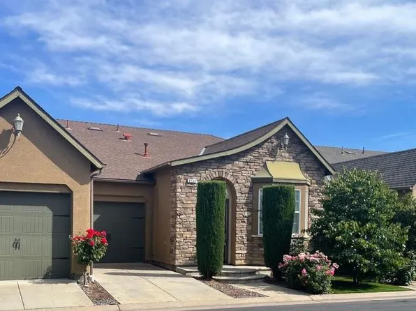 3724 Heritage Ln, Clovis, CA 93619