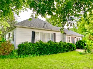 621 Carson St, Long Point, IL 61333
