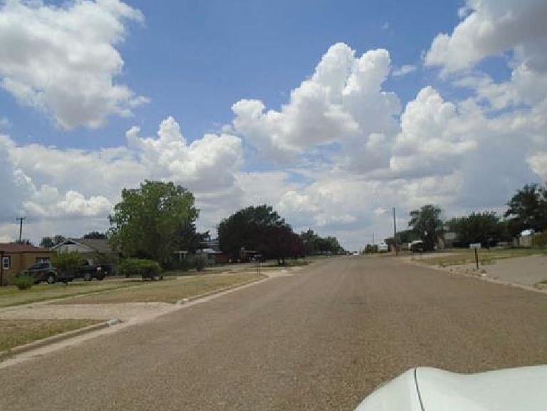 2nd image of 516 54th St