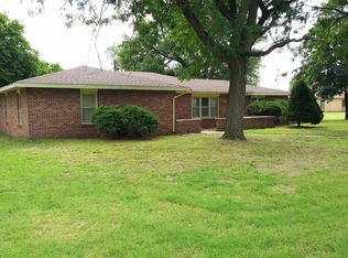 320 S Shepherd St, Sylvia, KS 67581