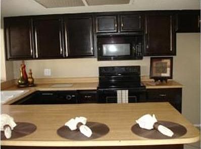 4th image of 1134 E Glade Cir