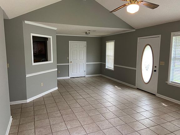 3rd image of 1003 Turtle Creek Blvd