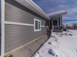 6641 Traveler Trl, Windsor, WI 53598