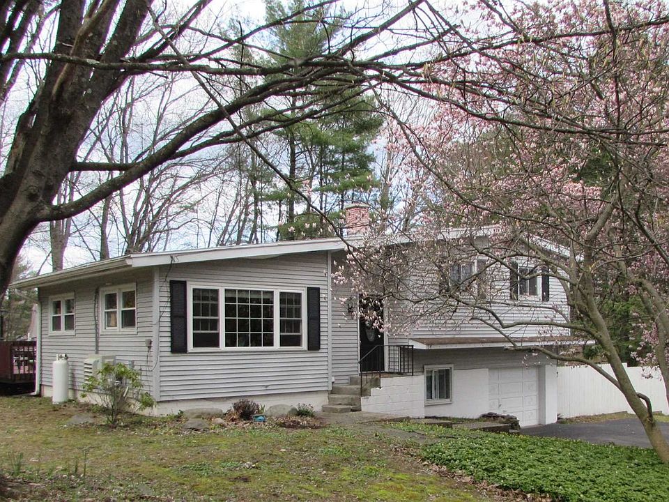 1st image of 34 North Dr