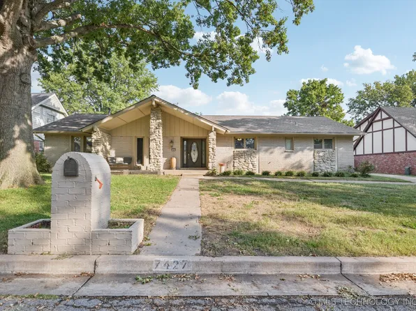 7427 E 68th St, Tulsa, OK 74133