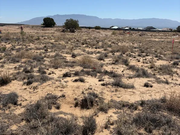 Helada St NW, Albuquerque, NM 87120