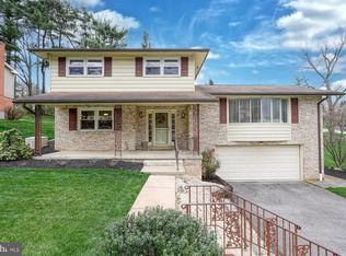 3030 Forrest Ln, York, PA 17402
