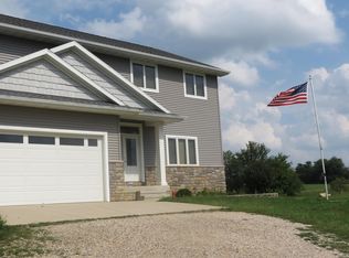 32714 Spring Ave, New Hartford, IA 50660