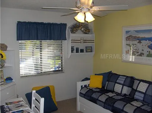 90 Hidden Lake Dr — Photo 4