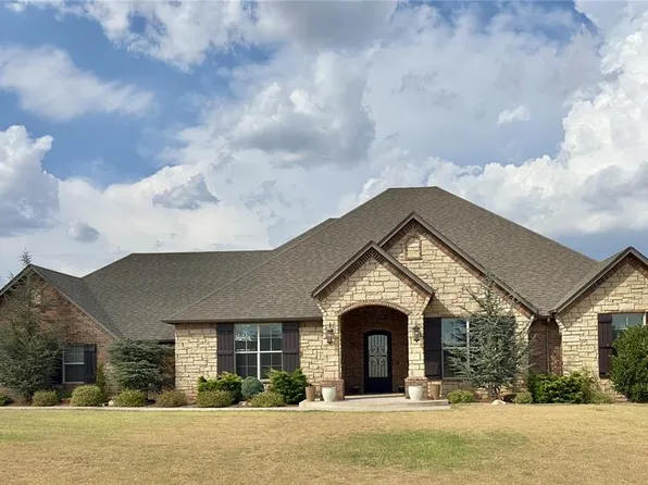 1314 Glenwood Dr, Tuttle, OK 73089