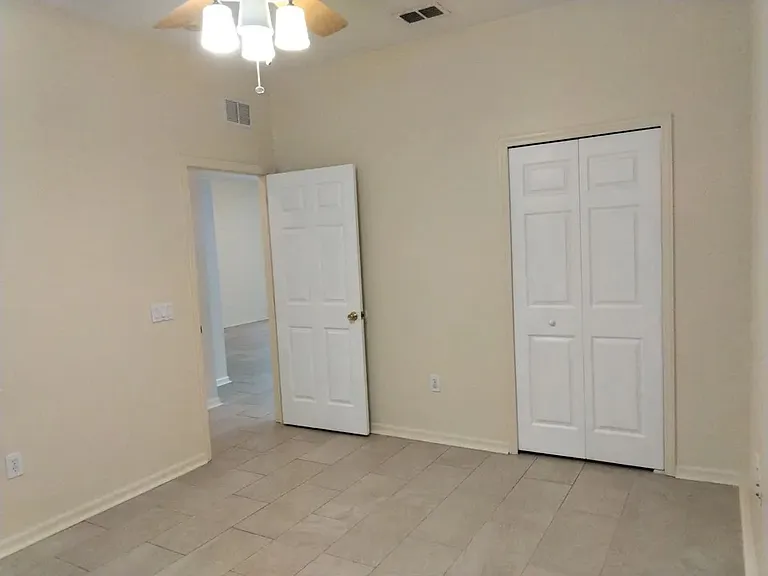 554 Reddicks Cir — Photo 5