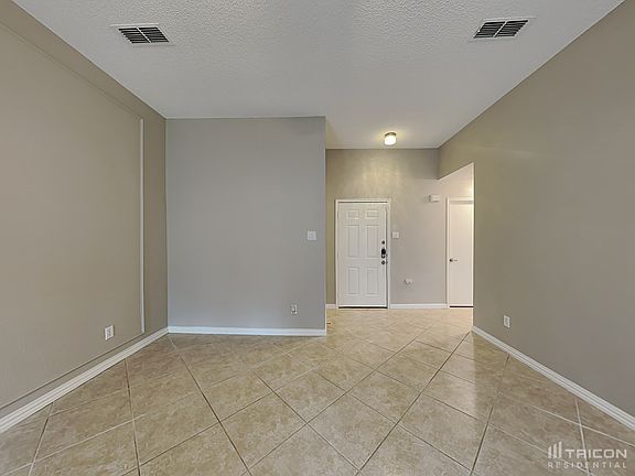 4th image of 6436 Royal Cedar Dr