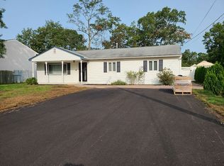 2409 Woodland Rd, Manchester, NJ 08759