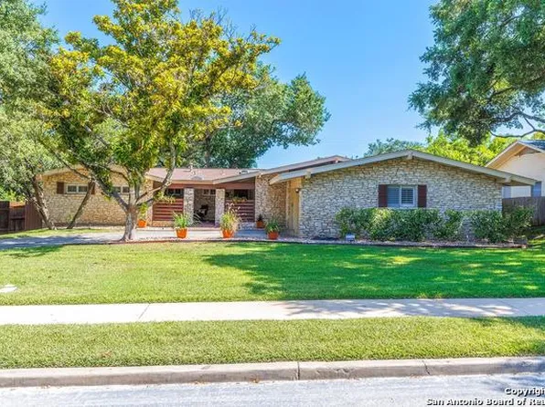 2626 HOPETON DR, San Antonio, TX 78230