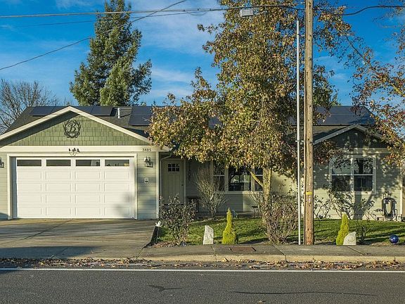 2nd image of 3485 NE Alexander Ln